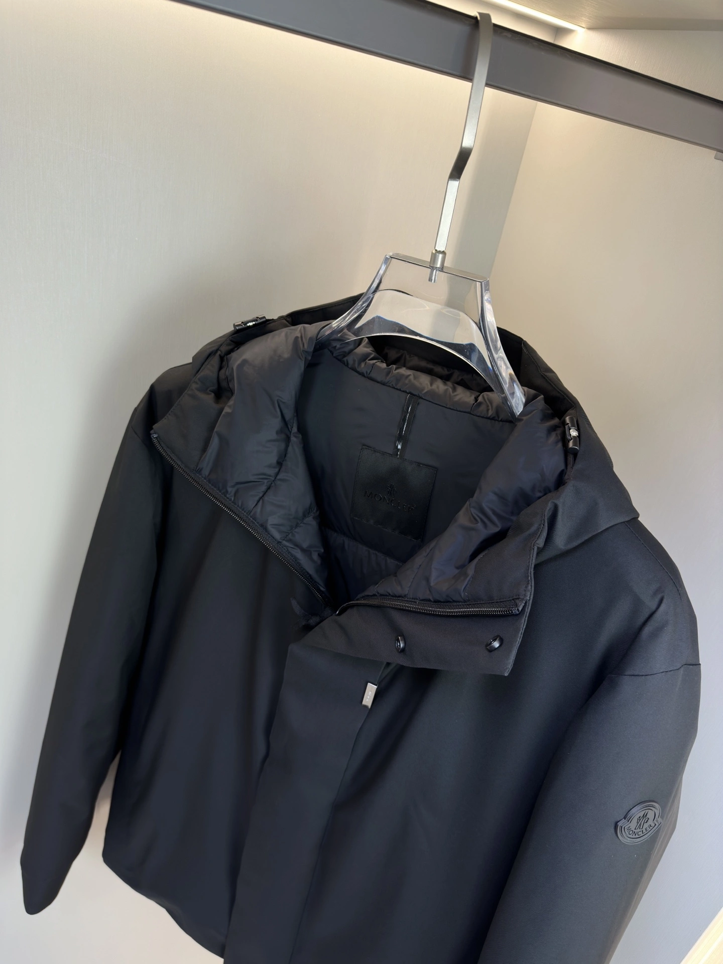 wg.luxury- 7o9385r item:E-F501K1609H